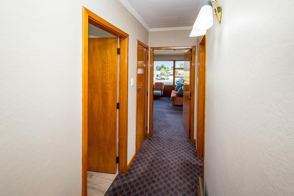 Grand View - Te Anau Holiday Home Εξωτερικό φωτογραφία