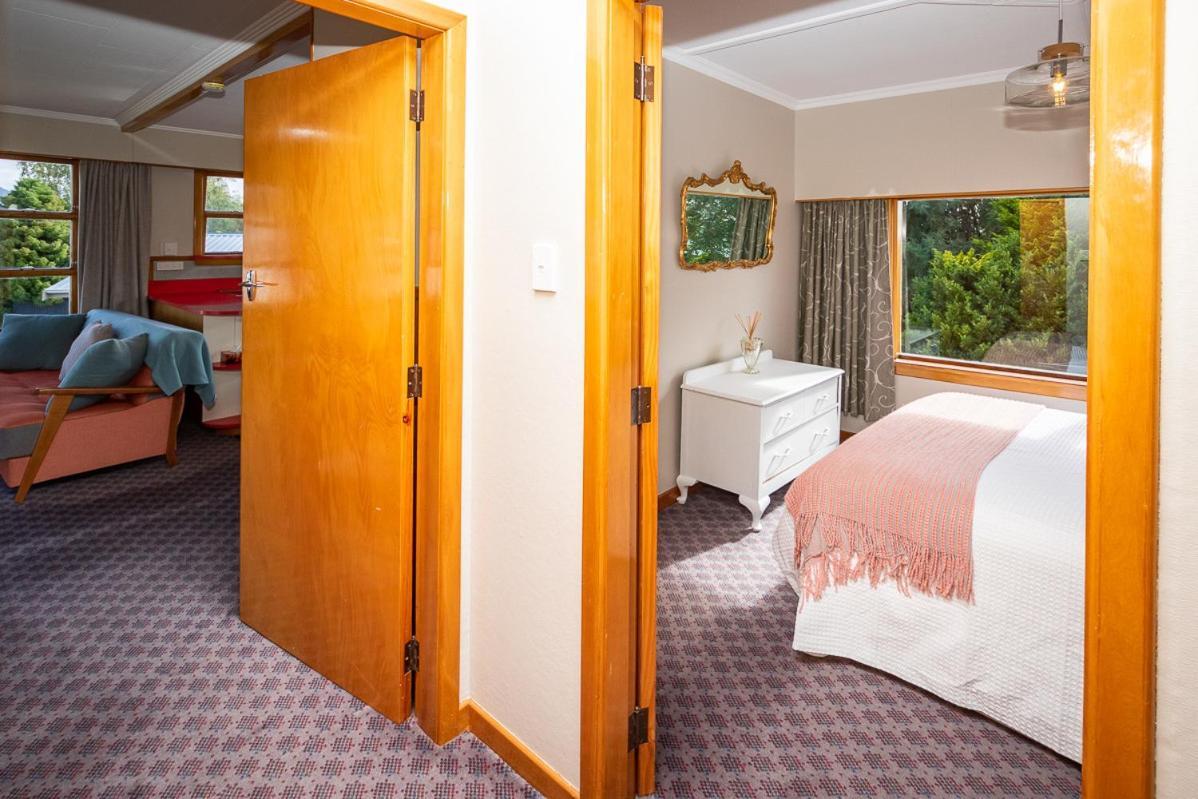 Grand View - Te Anau Holiday Home Εξωτερικό φωτογραφία