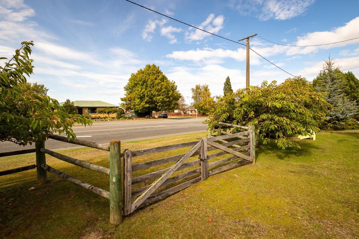 Grand View - Te Anau Holiday Home Εξωτερικό φωτογραφία